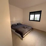 Santa Quaranta 3 *